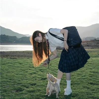 恋爱潜伏